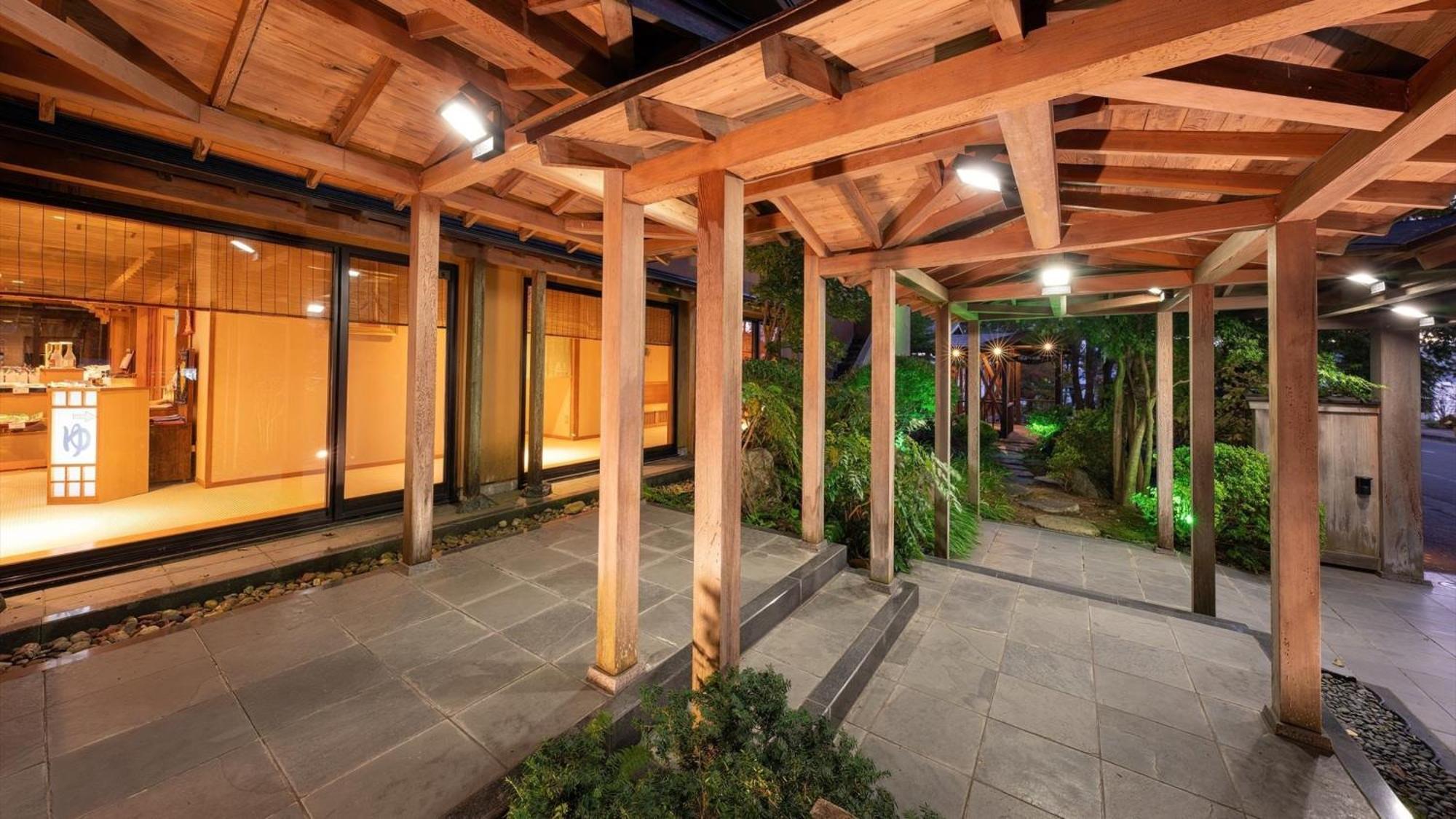 Отель Kashintei Shirahama Semboku Экстерьер фото
